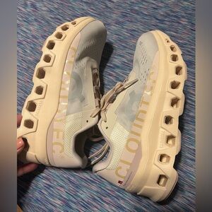 On Running Cream Shoes